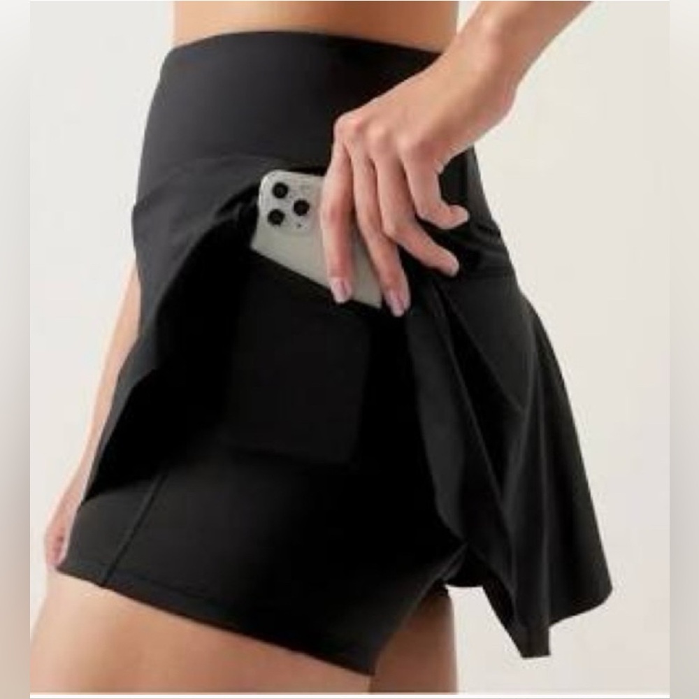 Athleta Ace Skort 13.5”
